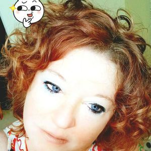 Meet your Posher, Tona